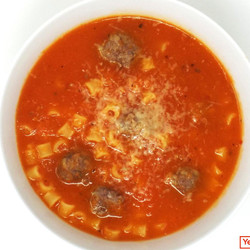 Mini Meatball Tomato Soup