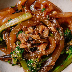 Stir-fried Chewy Potato Noodles With Broccoli