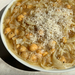 "french Onion" Cabbage And Chickpea Soup
