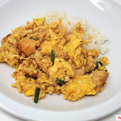 Asian Chicken And Scrambled Eggs