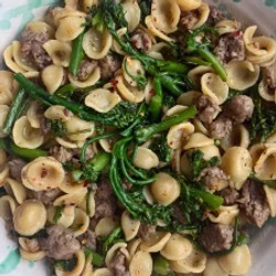 Broccoli Rabe &amp; Sausage Pasta