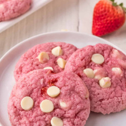 Strawberry White Chocolate Chip Cookies