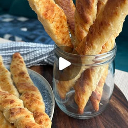 Flakey, Buttery Cheese Straws Tutorial