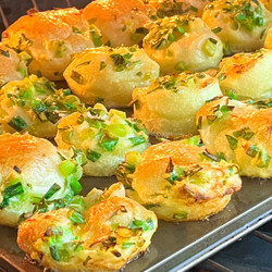 Scallion Muffins (mini Cong You Bing 迷你蔥油餅)