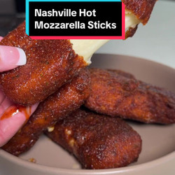 Chili's Nashville Hot Mozzarella Sticks