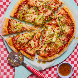 Cheesy Chilli Pizza | Slimming &amp; Weight Watchers Friendly