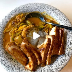Golden Curry With Broccoli &amp; Teriyaki-style Braised Tofu