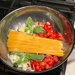 Martha Stewart's One-pan Pasta
