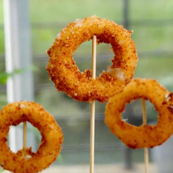 Quidditch Cheese-stuffed Onion Rings