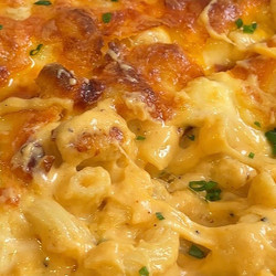 The Best Mac N Cheese Ever!