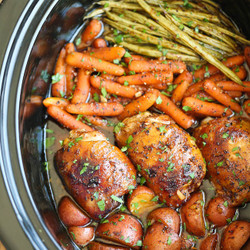 Slow Cooker Honey Garlic Chicken And Veggies