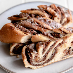 Chocolate Nusszopf