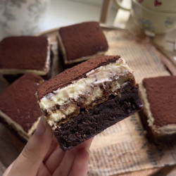 Tiramisu Brownies