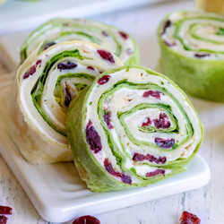 Turkey Cranberry Pinwheels