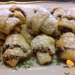 Diós Grillázs Kifli Recept | Tutirecept