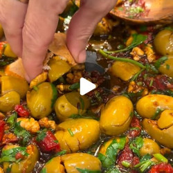 Ağız Sulandıran Nefis Zeytin Kavurması