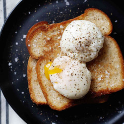 Microwave Poached Eggs