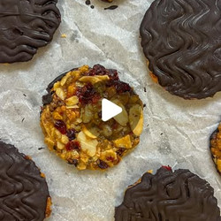 Caramel &amp; Almond Florentines