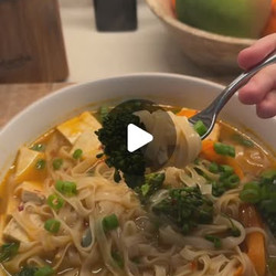 5 Minute Soup Tofu &amp; Veggies