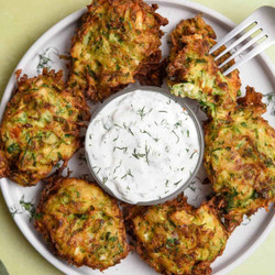 Crispy Zucchini Fritters Recipe (kolokithokeftedes)