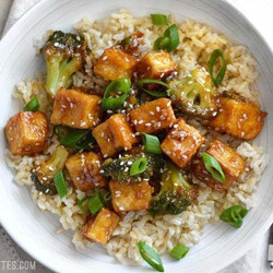 Pan Fried Sesame Tofu With Broccoli