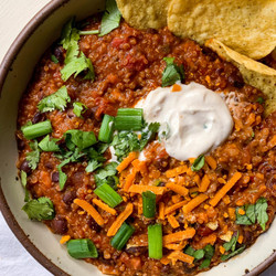 Hearty Quinoa Chili