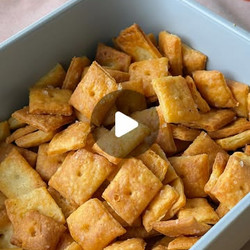 White Cheddar Cheez-its From Scratch