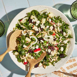 Kale, Quinoa &amp; Apple Salad