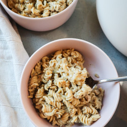 One Pot Caramelized Shallot And Thyme Pasta