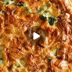 Spanakopita (greek Spinach Pie With Phyllo Pastry)