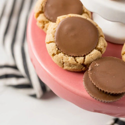 Reese's Peanut Butter Cup Cookies