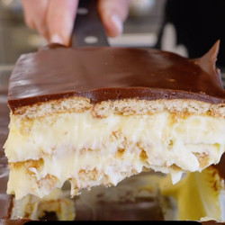 Chocolate Eclair Cake