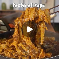 Pasta Al Ragù (vegan)