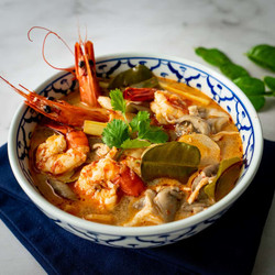 Pailin’s Thai Tom Yum Soup With Shrimp