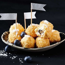 No-bake Ricotta Cheesecake Balls dessert