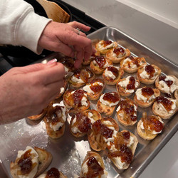 Caramelized Onion And Fig Jam Crostini