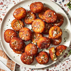 Garlic-parmesan-rosemary Bubble Potatoes Are "delightfully Crispy"