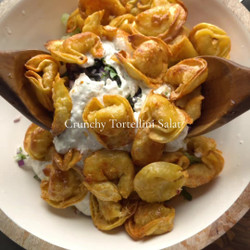 Crunchy Tortellini Salat