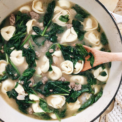 Cheese Tortellini  Soup With Beef And Spinach