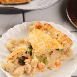 Classic Homemade Chicken Pot Pie Recipe