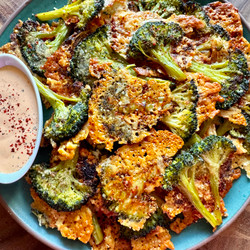 Crispy Parmesan Broccoli Chips