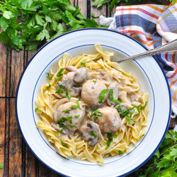 Slow Cooker Meatball Stroganoff