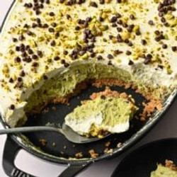 No Bake Pistachio Cannoli Pie