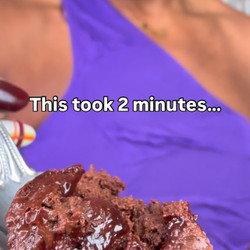 2-minute Cottage Cheese Brownie