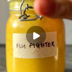 Fresh Turmeric And Ginger Golden Shots