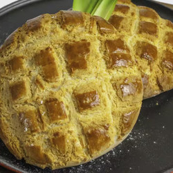 Pineapple Buns crumpets