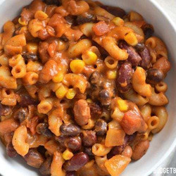 One Pot Cheesy Vegetarian Chili Mac