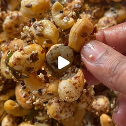 Cashew Makhana Clusters