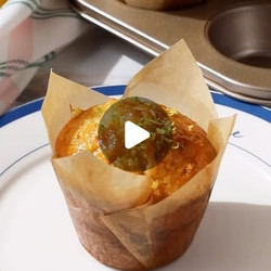 Extra Soft Lemon Muffins