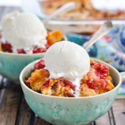 Aunt Bee's 5-ingredient 5-minute Cherry Dump Cake